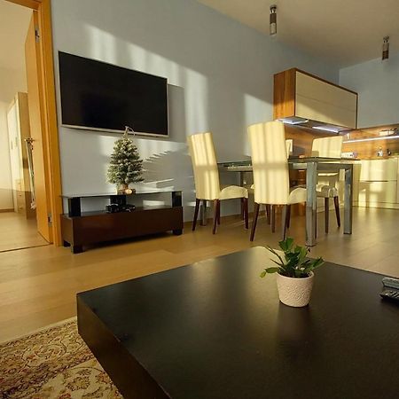 Panorama City - Spacious Apartment Near Eurovea Pressburg Exterior foto