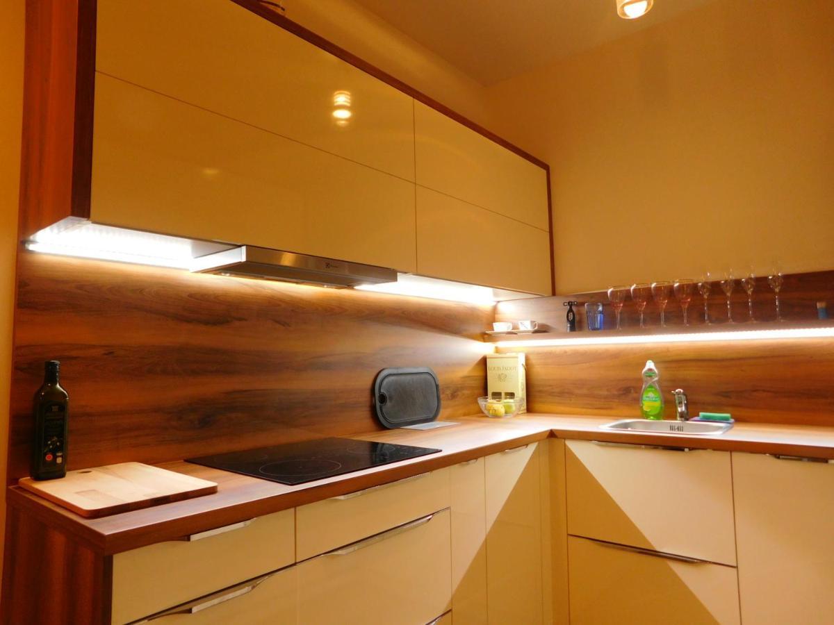 Panorama City - Spacious Apartment Near Eurovea Pressburg Exterior foto