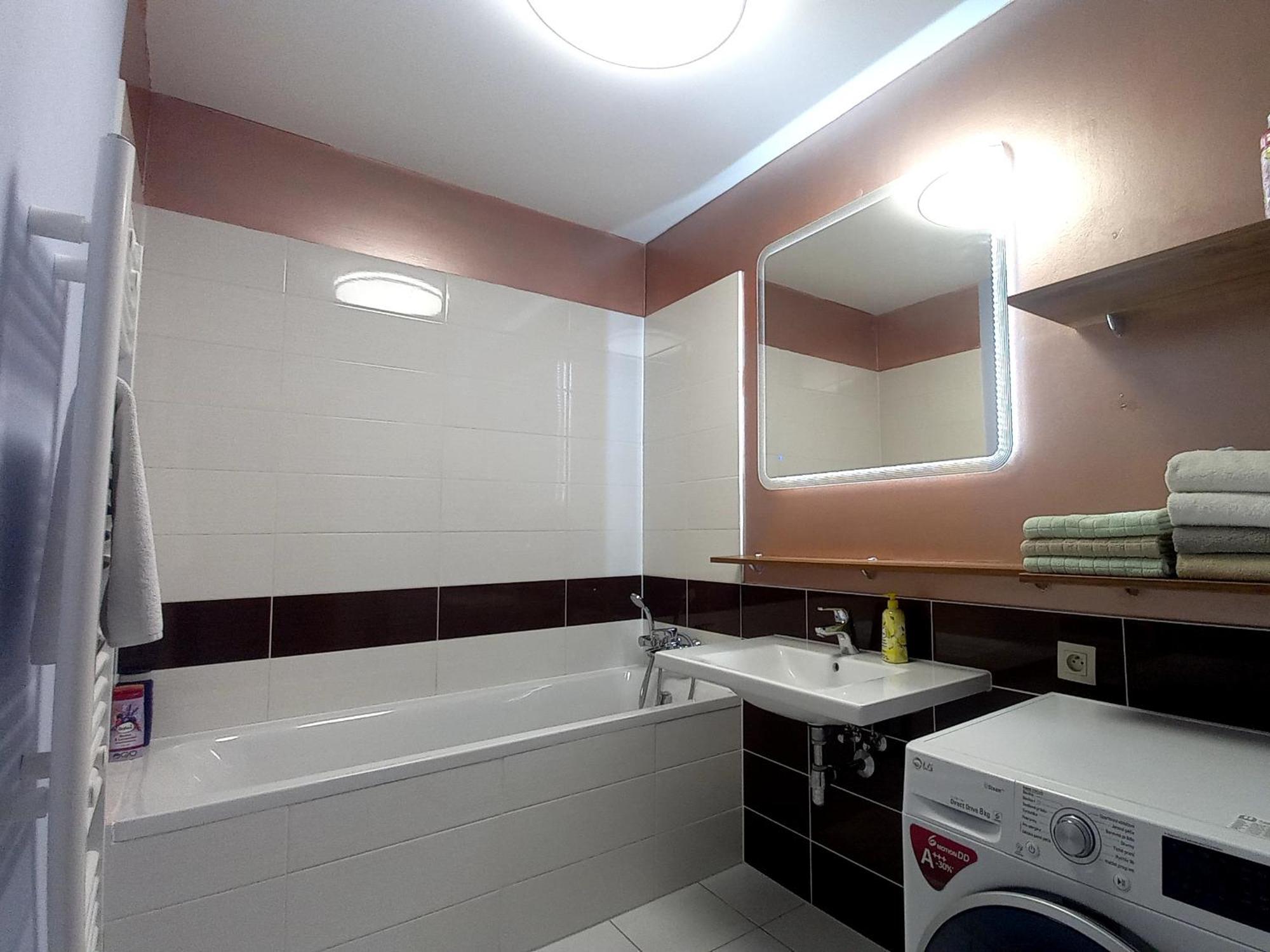 Panorama City - Spacious Apartment Near Eurovea Pressburg Exterior foto