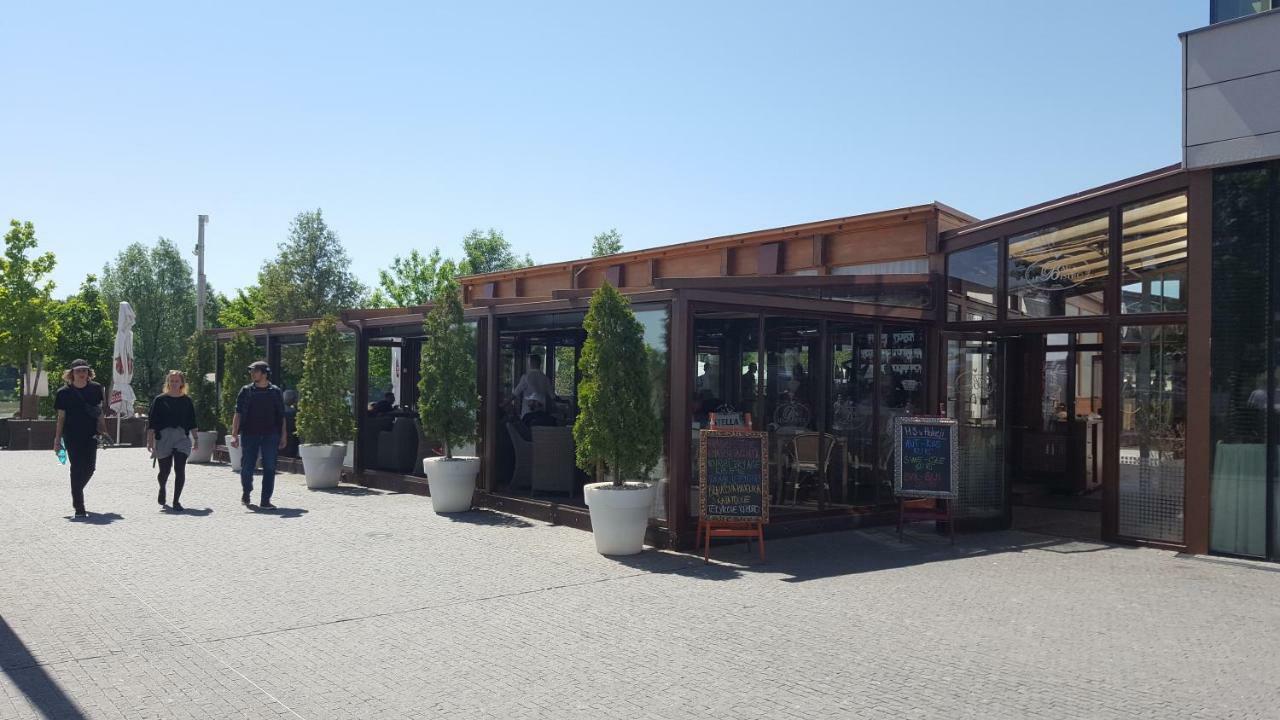 Panorama City - Spacious Apartment Near Eurovea Pressburg Exterior foto